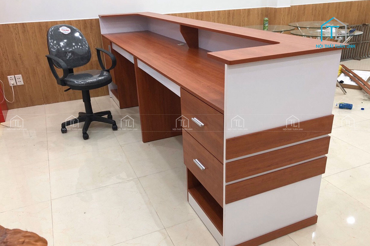 Thiết kế thi công quầy tiếp tân văn phòng