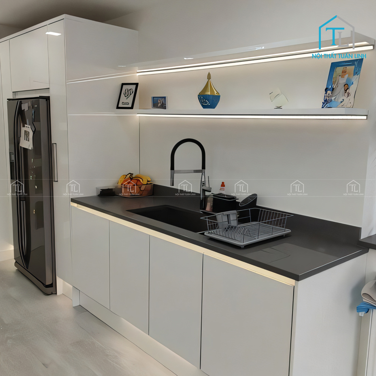 Tủ bếp Acrylic màu trắng bóng gương thiết kế hiện đại (Tủ bếp dưới (1 mét dài))