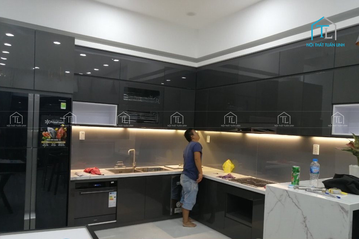 Tủ bếp bao nhiêu tiền? Giá làm tủ bếp chuyên nghiệp
