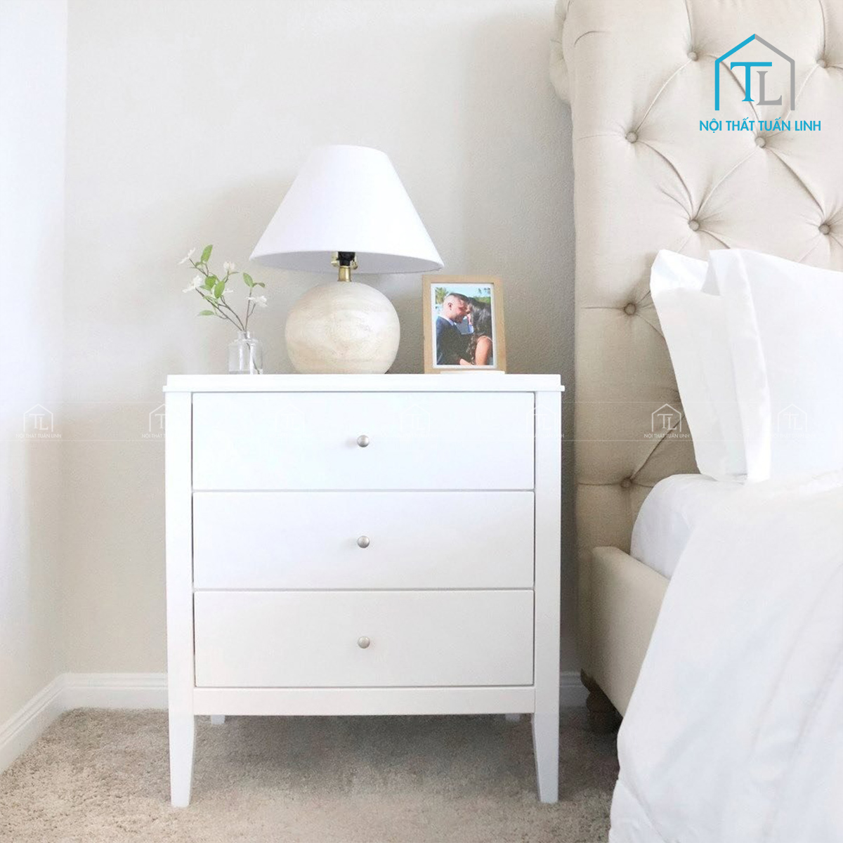 Tủ đầu giường MDF màu trắng 3 ngăn kéo thiết kế hiện đại