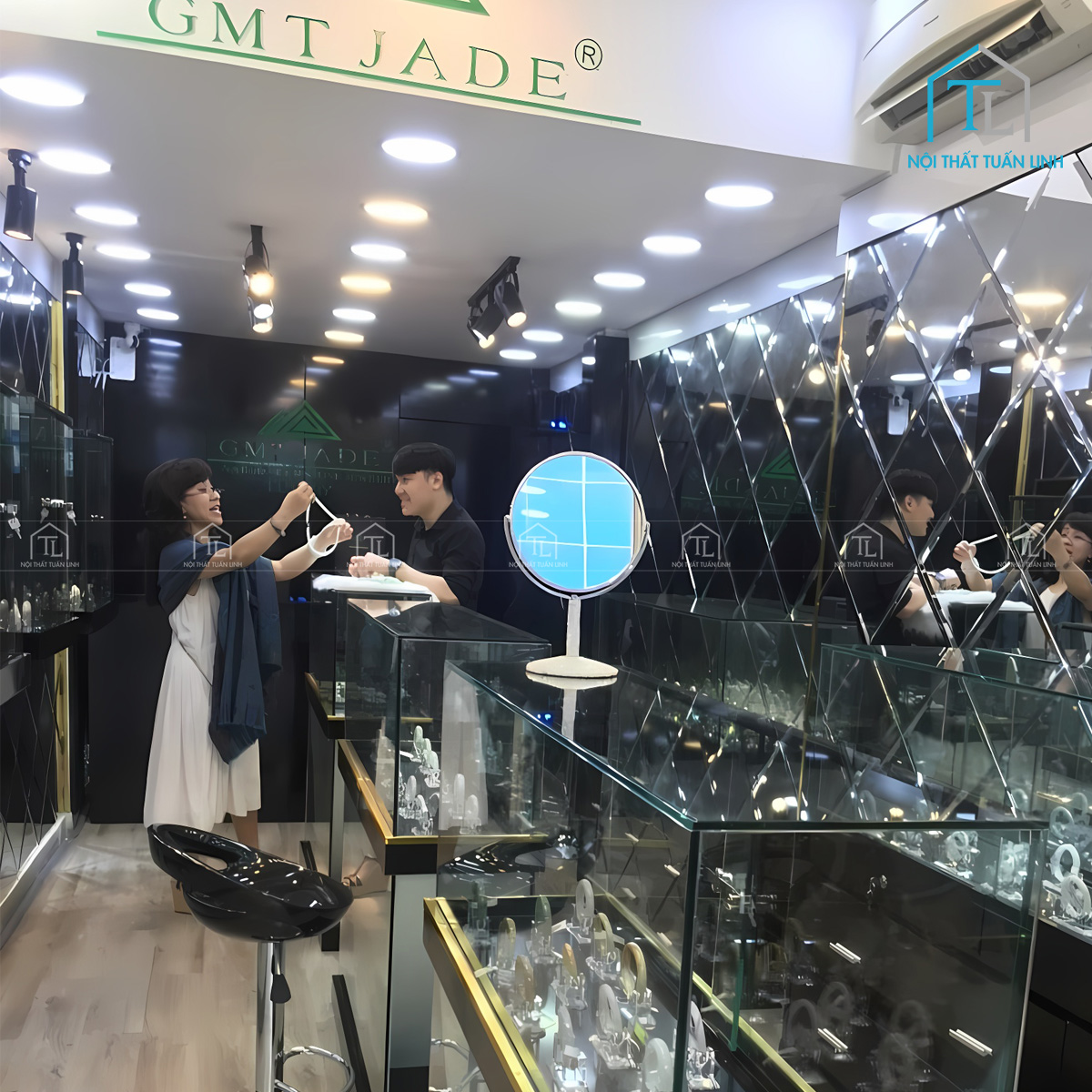 Thiết kế và thi công showroom trang sức GMT JADE