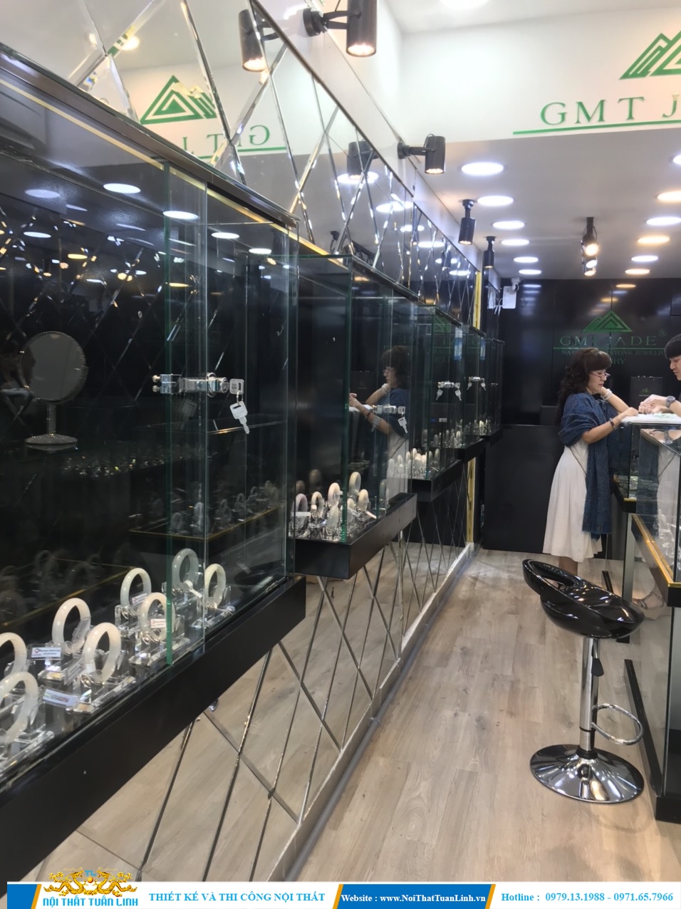 Thiết kế và thi công showroom trang sức GMT JADE